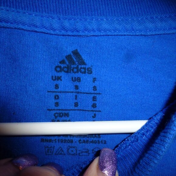 Adidas t shirt size s - Picture 2 of 3